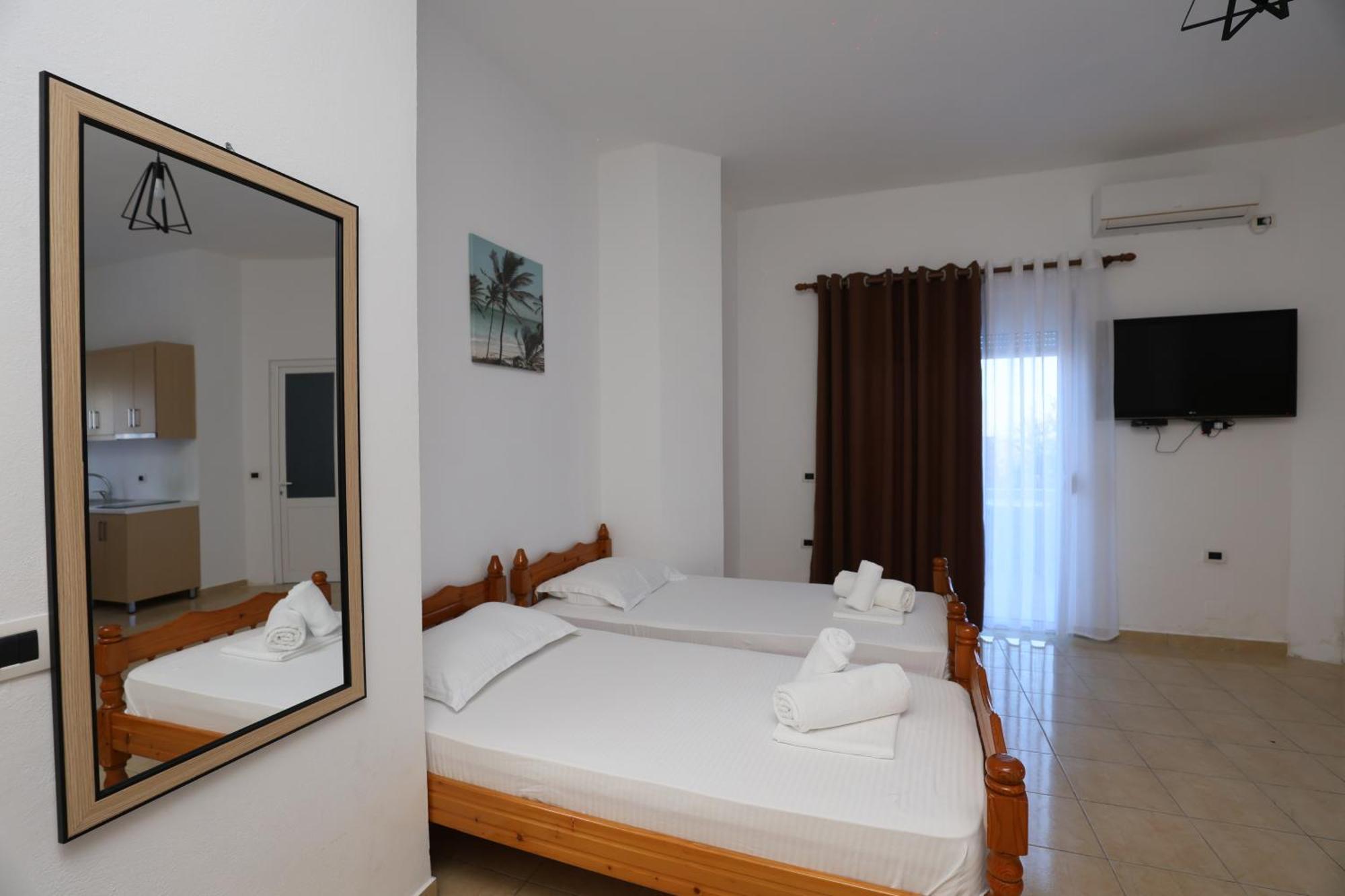 Michelle Apartments Ksamil Exterior foto